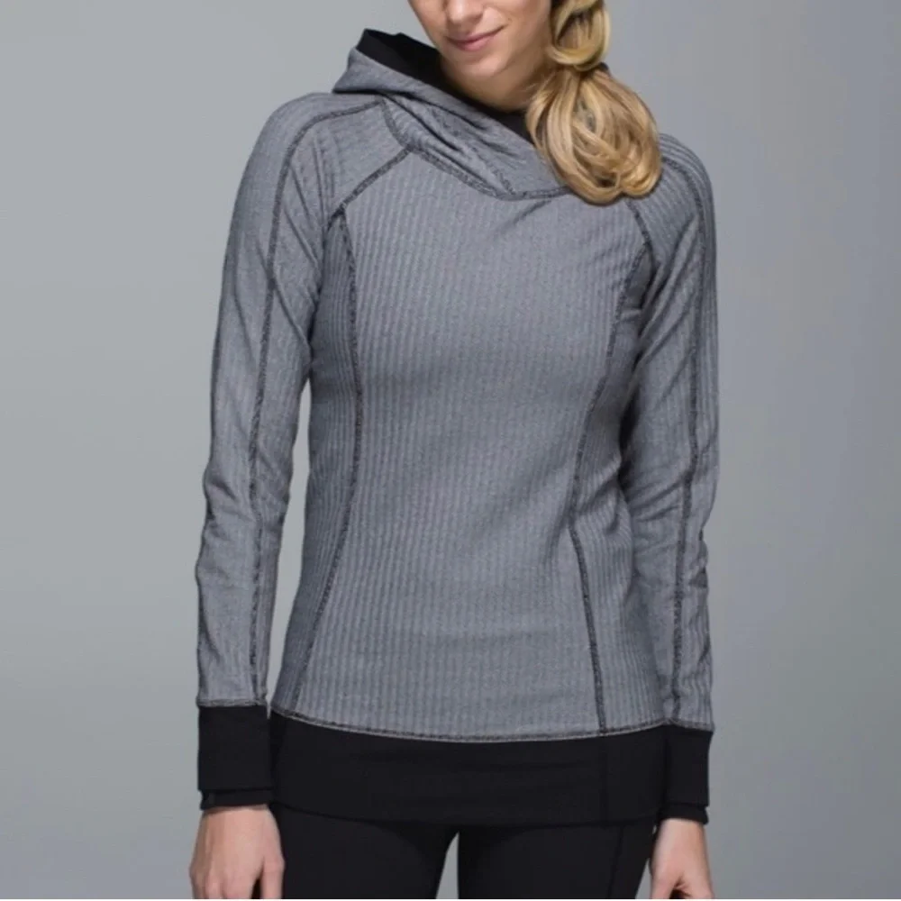 LULULEMON Women's 8 Think Fast Hooded Fitted Pullover  Black & White Herringbone